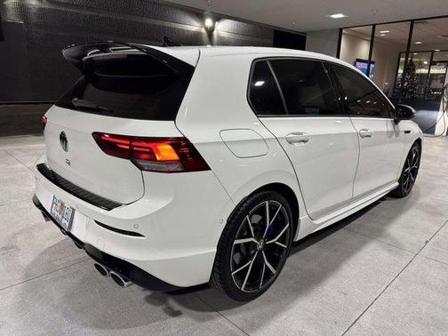 2023 Volkswagen Golf R 2.0T DSG