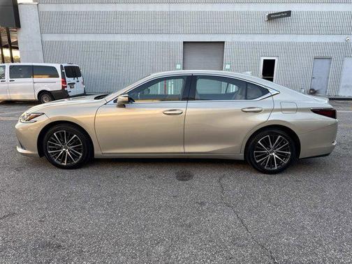 2024 Lexus ES 350 Base