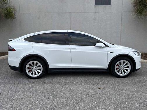 2021 Tesla Model X Performance Dual Motor All-Wheel Drive