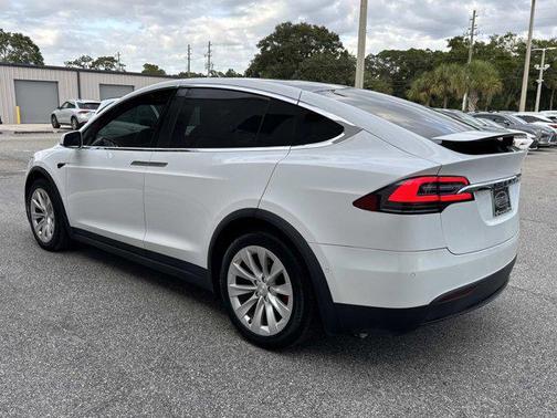 2021 Tesla Model X Performance Dual Motor All-Wheel Drive