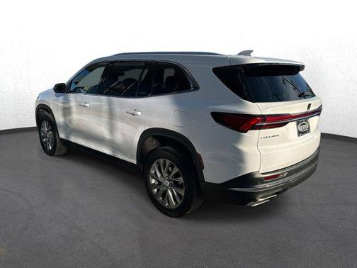 2025 Buick Enclave Preferred FWD