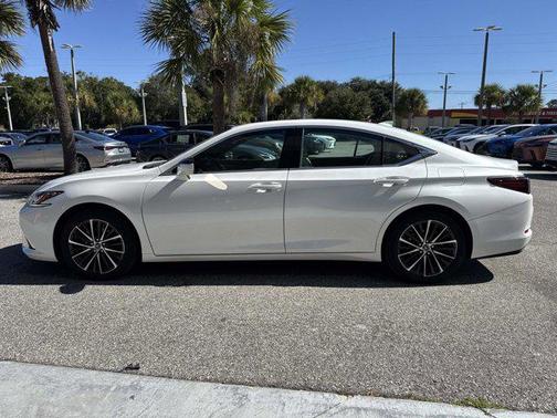 2025 Lexus ES 350 Base