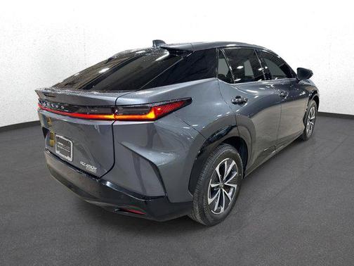 2023 Lexus RZ 450e 