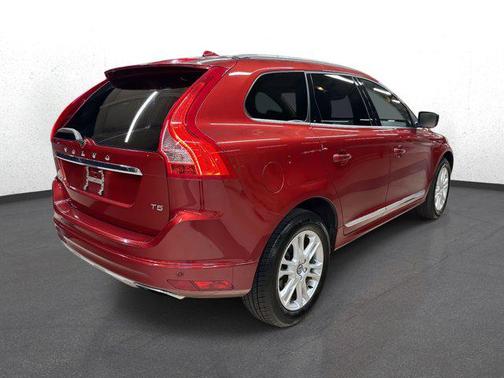 2016 Volvo XC60 T5 Drive-E Premier