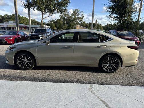 2025 Lexus ES 350 Base