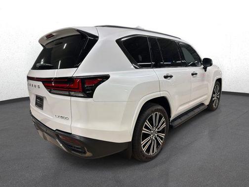 2025 Lexus LX 600 Luxury