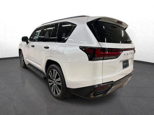 2025 Lexus LX 600 Luxury