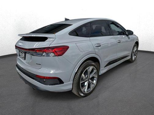 2024 Audi Q4 e-tron Premium 50 quattro