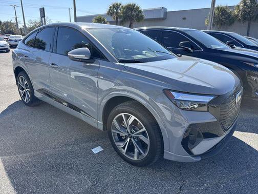 2024 Audi Q4 e-tron Premium 50 quattro