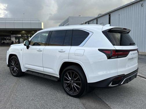 2025 Lexus LX 600 Base