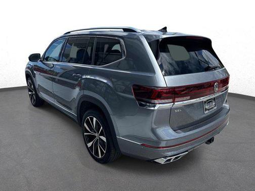 Platinum Gray Metallic 2024 Volkswagen Atlas 2.0T SEL Premium R-Line 4MOTION