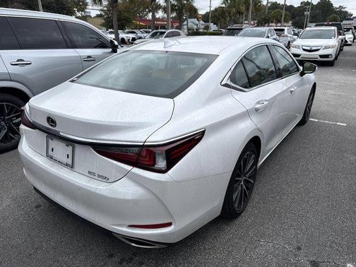 2024 Lexus ES 350 Base