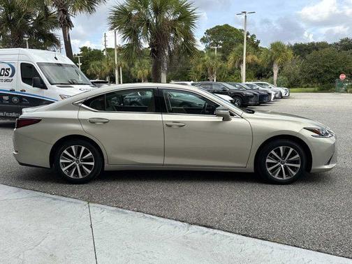 2019 Lexus ES 350 Base