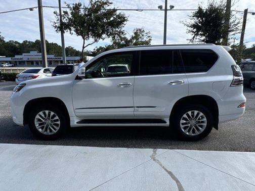 2017 Lexus GX 460 Base