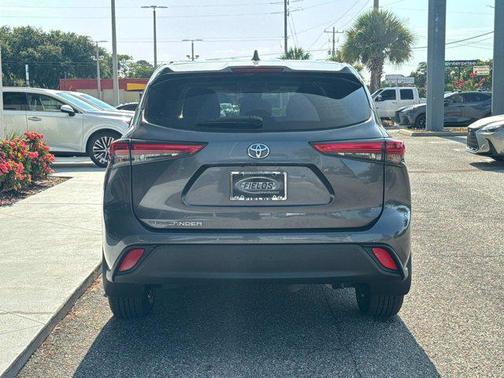 2020 Toyota Highlander L
