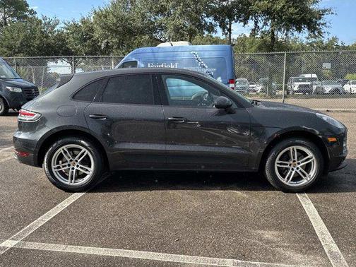 2020 Porsche Macan AWD