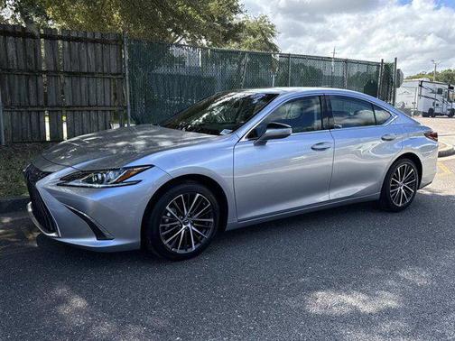 2025 Lexus ES 350 Base