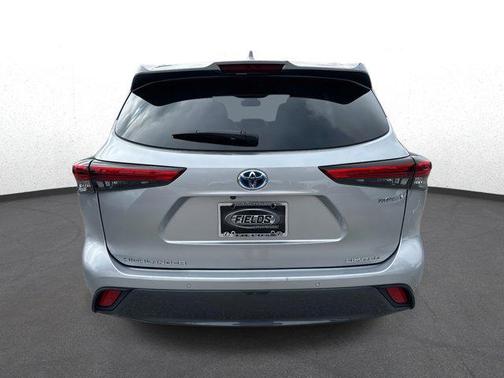 2022 Toyota Highlander Hybrid Limited