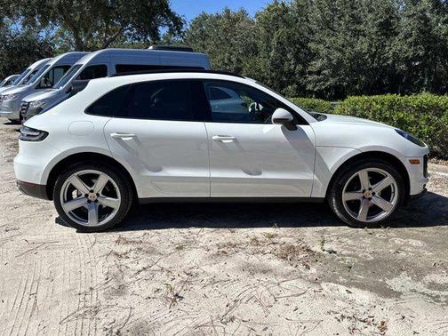 2019 Porsche Macan AWD