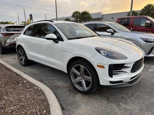 2019 Porsche Macan AWD