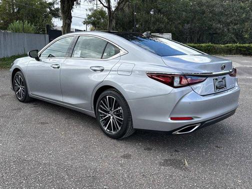 2025 Lexus ES 350 Base