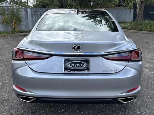 2025 Lexus ES 350 Base