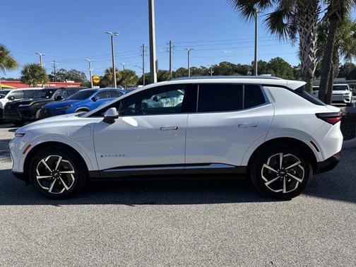 2025 Chevrolet Equinox EV LT