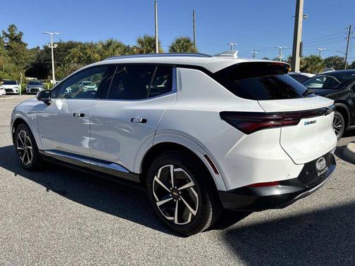 2025 Chevrolet Equinox EV LT