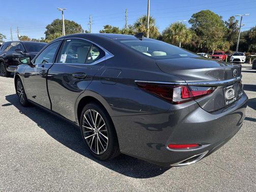 2025 Lexus ES 350 Base