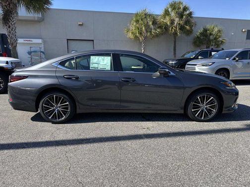 2025 Lexus ES 350 Base