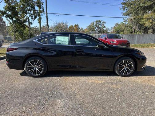 2025 Lexus ES 350 Base