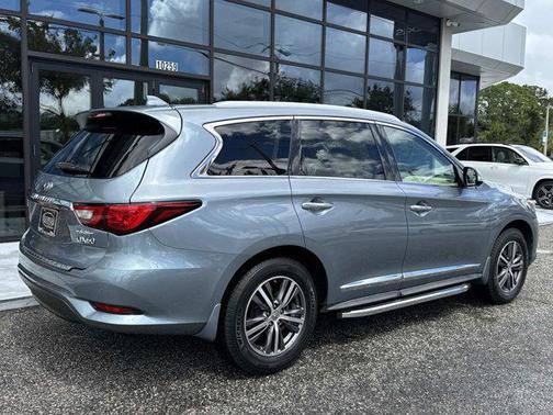 2017 INFINITI QX60 Base