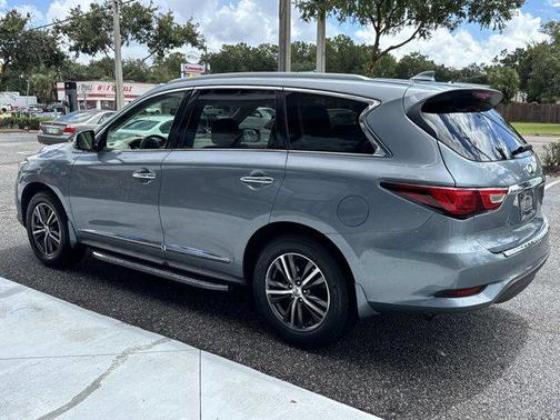 2017 INFINITI QX60 Base