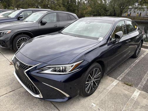 2025 Lexus ES 350 Base