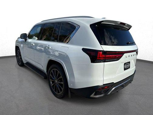 2026 Lexus LX 700h F SPORT Handling