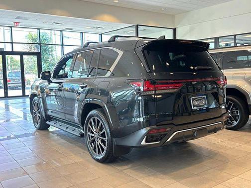 2025 Lexus LX 600 Base