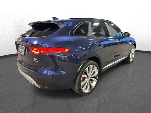 2018 Jaguar F-PACE S