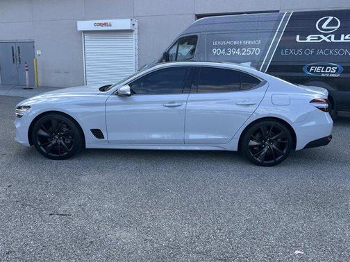 2023 Genesis G70 2.0T RWD