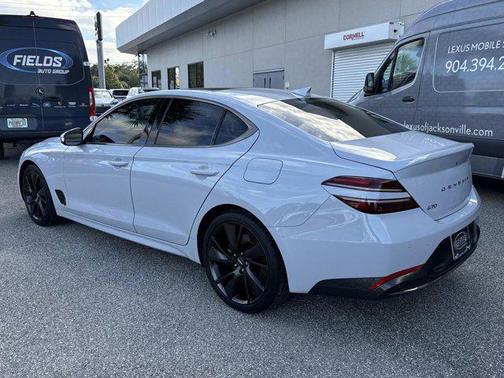 2023 Genesis G70 2.0T RWD