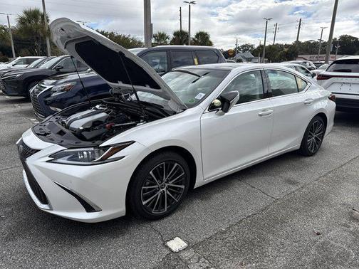 2025 Lexus ES 350 Base
