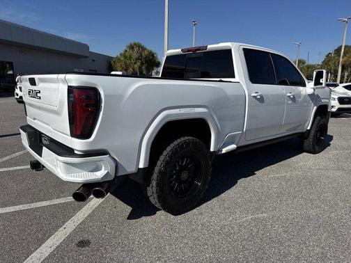 2024 GMC Sierra 2500 AT4