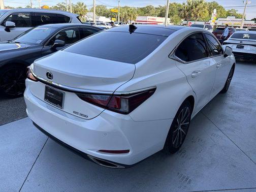 White Pearl 2024 Lexus ES 350 Base