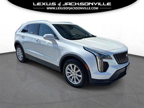 Crystal White Tricoat 2019 Cadillac XT4 Luxury