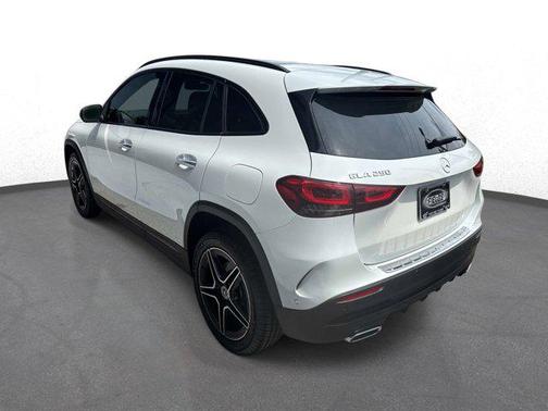 Polar White 2022 Mercedes-Benz GLA 250 Base