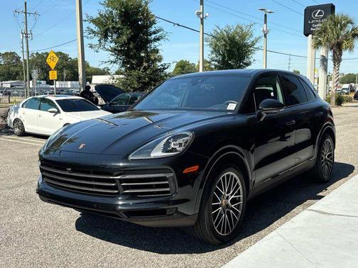 2023 Porsche Cayenne Platinum Edition