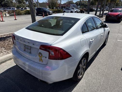 2016 Volvo S60 T5 Drive-E Premier