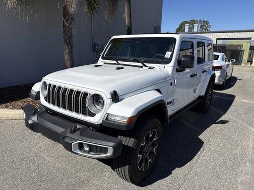 2025 Jeep Wrangler 4-Door Sahara 4x4