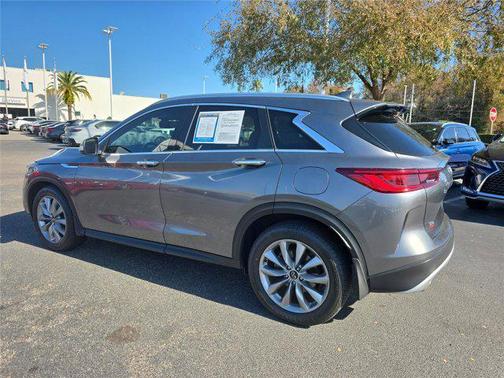2022 INFINITI QX50 LUXE