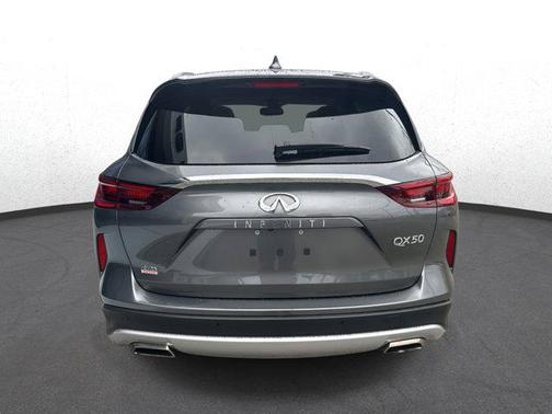 2022 INFINITI QX50 LUXE