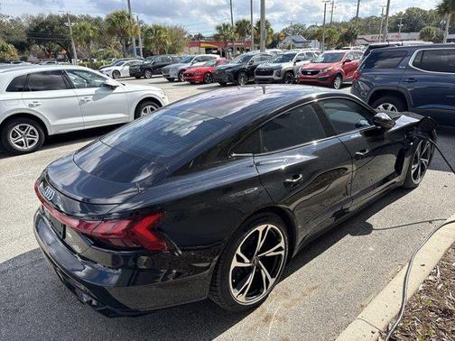 2022 Audi e-tron GT Prestige